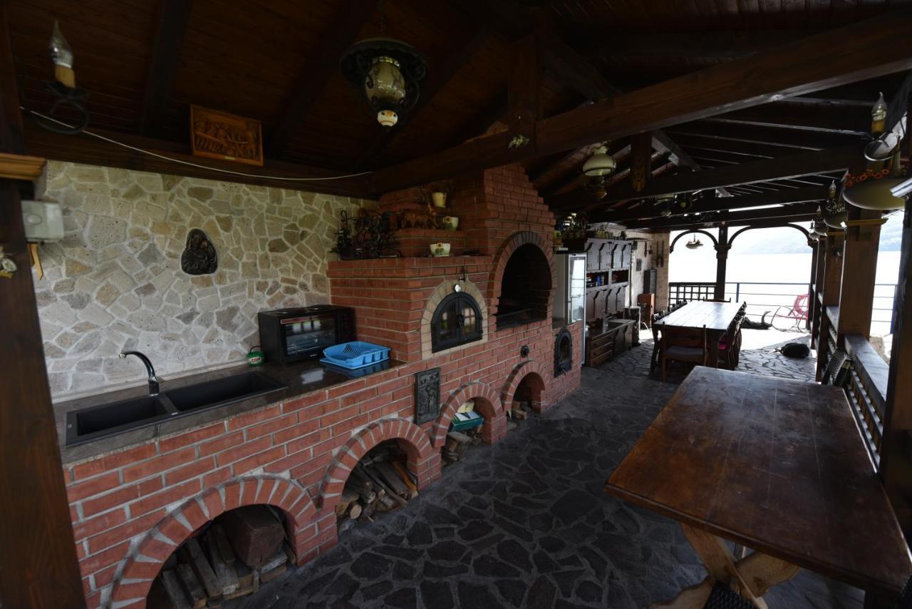 Hotel Casa Andrei Orşova Exterior foto